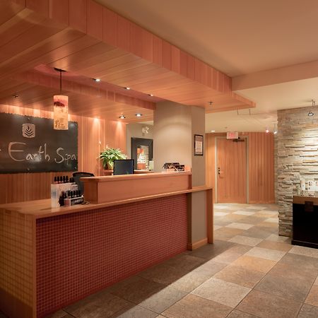 Banff Caribou Lodge And Spa Exterior foto